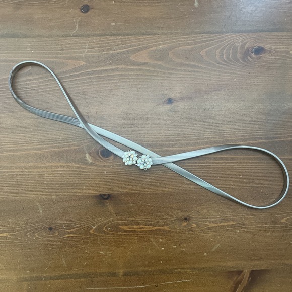 Accessories - Vintage Silver Tone Metal Elastic‎ Stretch Belt with Unique Buckle